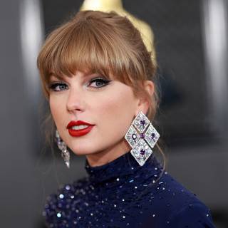 Taylor Swift Grammys 2023 wallpaper