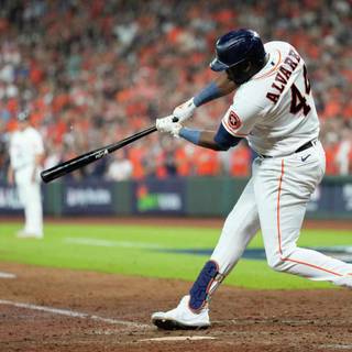 Yordan Alvarez wallpaper