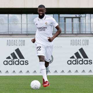 Antonio Rudiger 2023 wallpaper