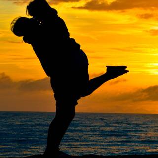 Romantic couple sunset HD wallpaper