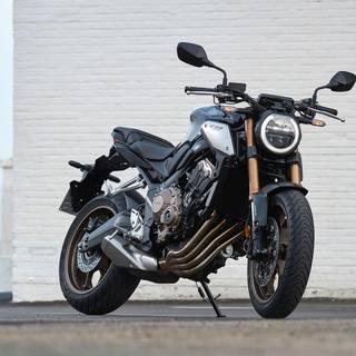 Honda CB650R 2023 wallpaper