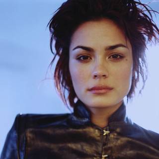 Shannyn Sossamon wallpaper