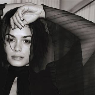 Shannyn Sossamon wallpaper