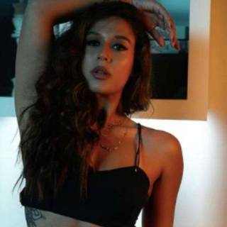 Krishna Shroff wallpaper