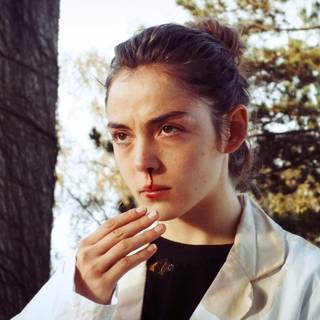 Garance Marillier wallpaper