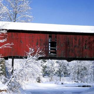 Winter scenes with bridge wallpaper