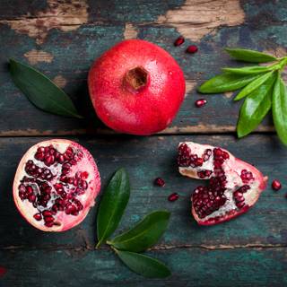 Pomegranate fruit desktop wallpaper