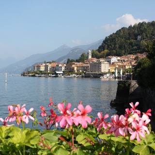 Lake Como Italy wallpaper