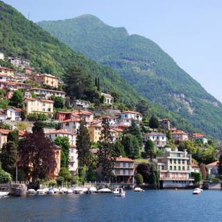 Lake Como Italy wallpaper