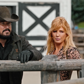 Beth Dutton wallpaper