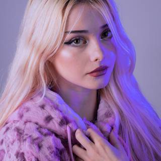 Lauren Burch wallpaper