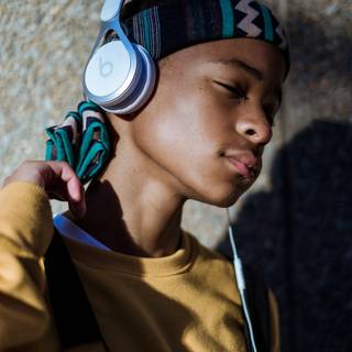 Hearing music wallpaper