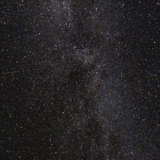 Dark spring sky wallpaper