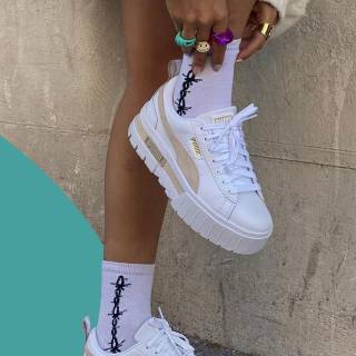 Puma sneakers wallpaper