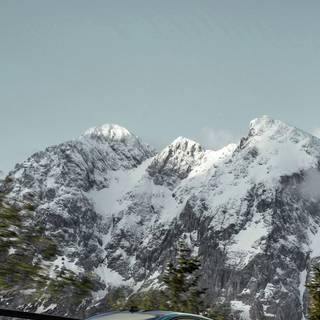 BMW 2023 iPhone wallpaper