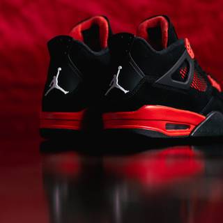 Jordan 4 Red Thunder wallpaper