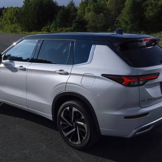 Outlander 2023 wallpaper