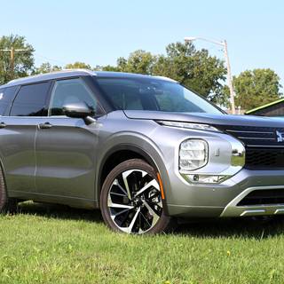 Outlander 2023 wallpaper