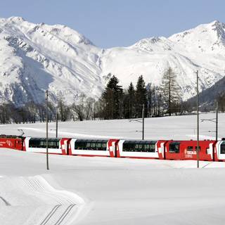 Winter train 1920x1080 wallpaper