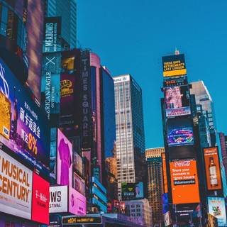 iPhone 14 Pro Max 4K NYC wallpaper