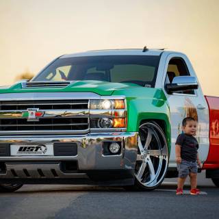 Lower truck wallpaper