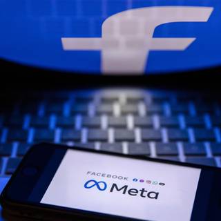 Facebook ADS wallpaper