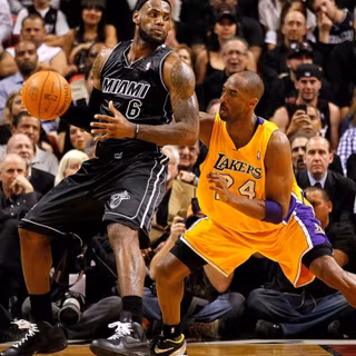 Kobe Bryant and Lebron James wallpaper