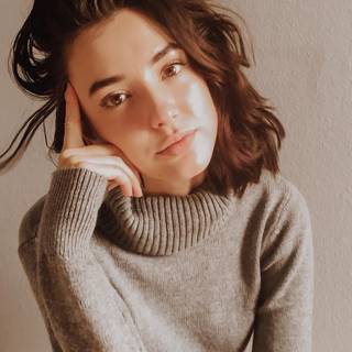 Samantha Fekete wallpaper