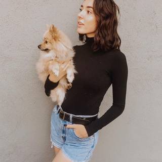 Samantha Fekete wallpaper