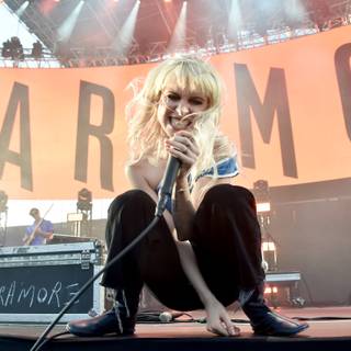 Paramore 2023 wallpaper