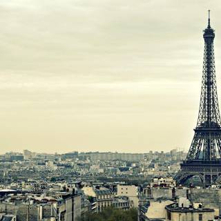 Paris laptop wallpaper