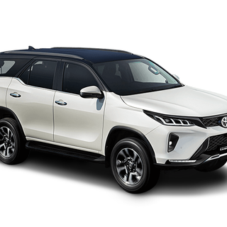 Toyota Fortuner Legender wallpaper
