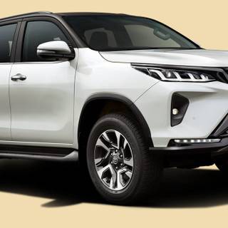 Toyota Fortuner Legender wallpaper