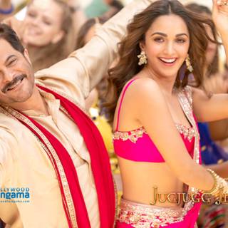 Jugjugg Jeeyo wallpaper