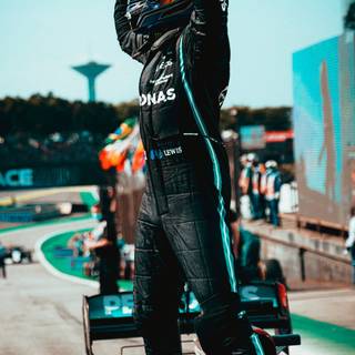 Lewis Hamilton 2023 wallpaper
