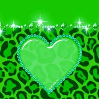Preppy green heart wallpaper