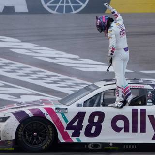 Alex Bowman 2023 wallpaper