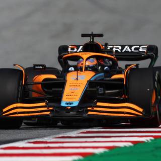 2023 F1 McLaren wallpaper