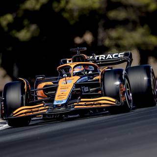 2023 F1 McLaren wallpaper