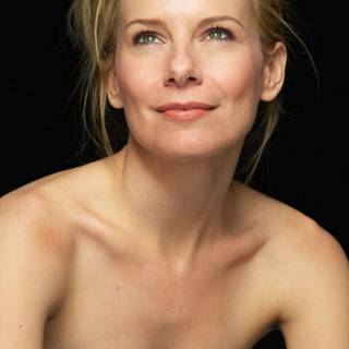 Amy Ryan wallpaper