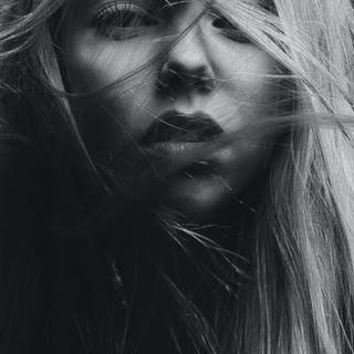 Black and white model wallpaper