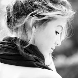 Black and white model wallpaper