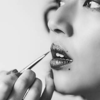 Black and white model wallpaper