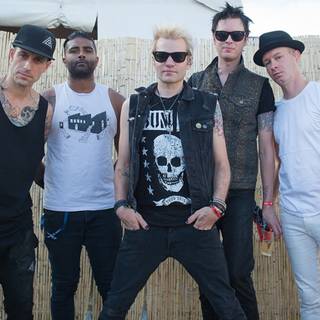 Deryck Whibley wallpaper