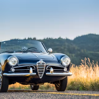 Alfa Romeo Giulietta Spider wallpaper