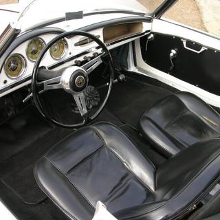 Alfa Romeo Giulietta Spider wallpaper