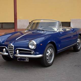 Alfa Romeo Giulietta Spider wallpaper
