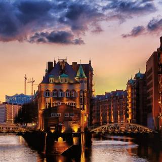 European city wallpaper