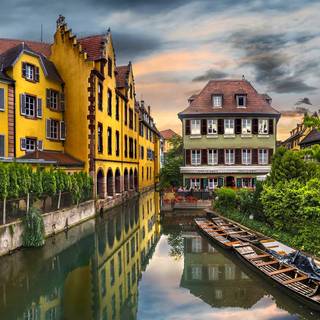 European city wallpaper