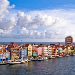 European city wallpaper